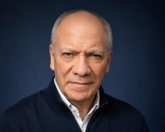 Mauricio Véliz-Campos